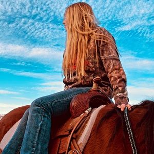 Meet your Posher, Corrina